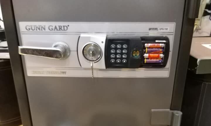 Ảnh minh họa Thợ mở khóa két sắt quận 2 - Hình 2 Ảnh minh họa Thợ mở khóa két sắt quận 2 - Hình 2