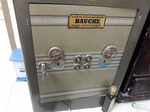 Ảnh minh họa Thợ mở khóa két sắt quận 5 - Hình 5 Ảnh minh họa Thợ mở khóa két sắt quận 5 - Hình 5