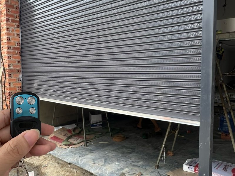 Ảnh minh họa Làm remote cửa cuốn giá bao nhiêu - Hình 5