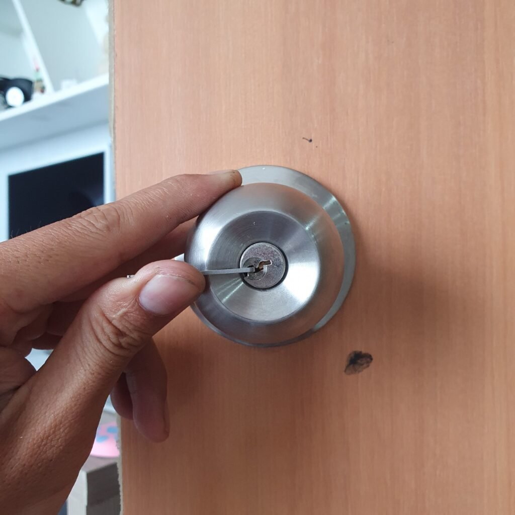 Ảnh minh họa Sửa khoá cửa tại nhà - Hình 3